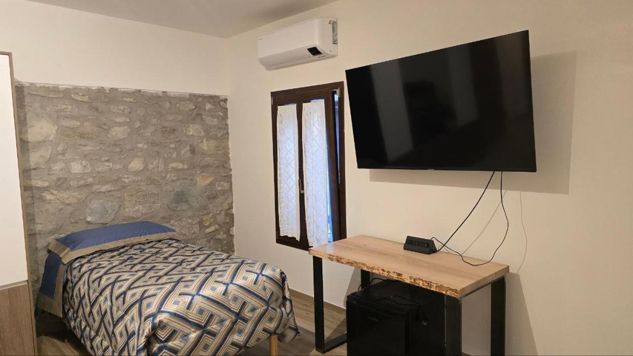 Ca Mandarein Bed and Breakfast Quattro Castella Εξωτερικό φωτογραφία